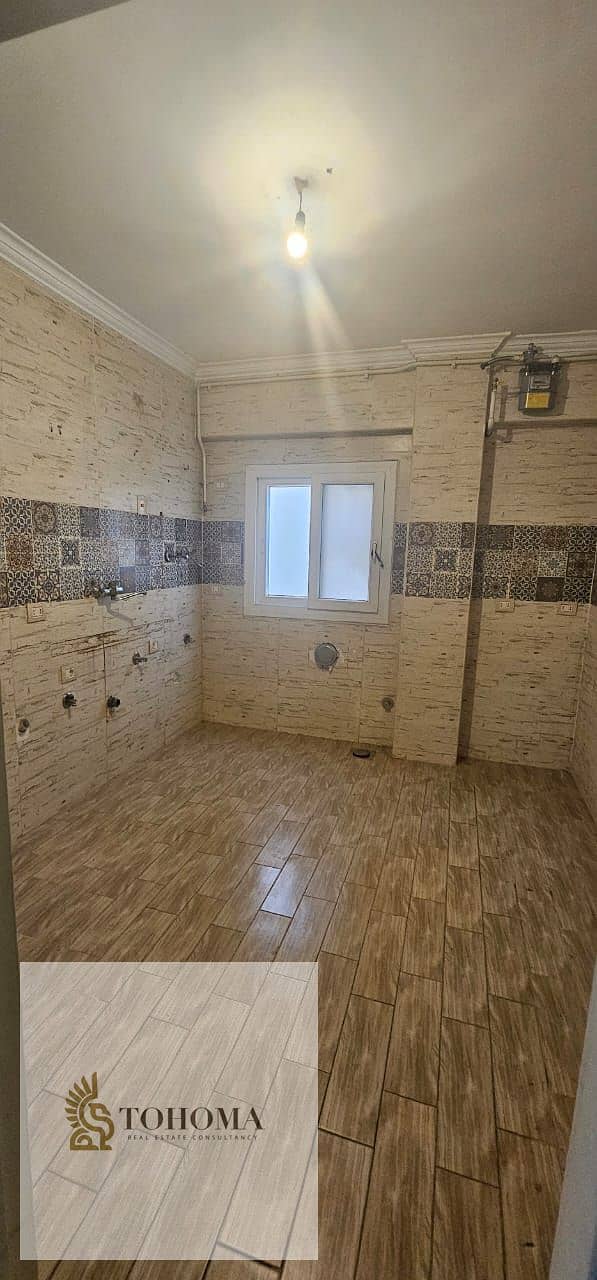 6 166c38a8-8934-4682-b367-8bf2ad5ff95a. jpg