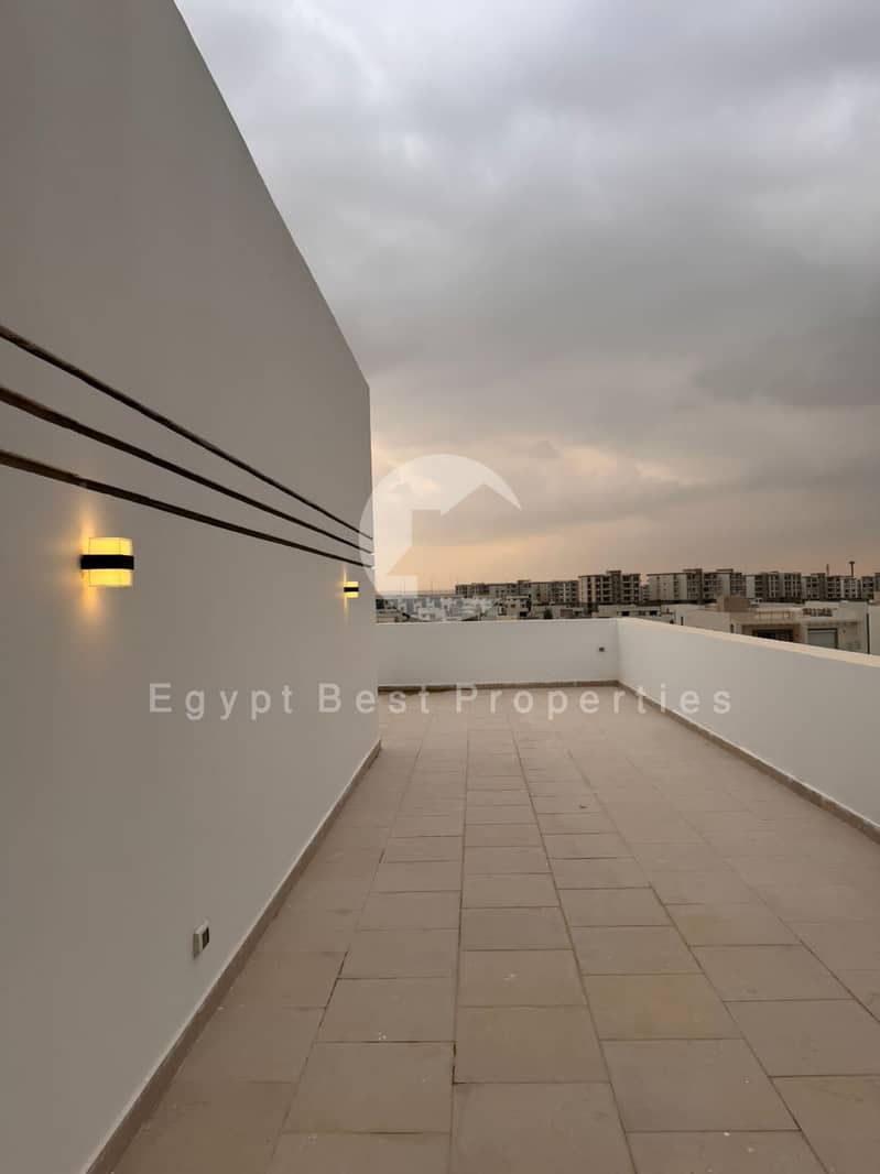 2 03a419f6-3a97-4134-a9c3-7072418a86df. jpeg