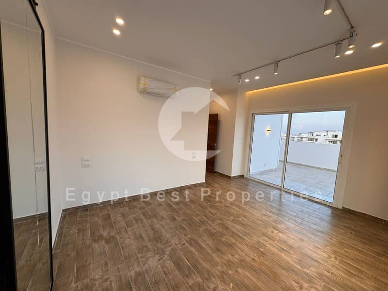 23 c081b348-f38b-407c-b66c-47d38bba5e65. jpeg