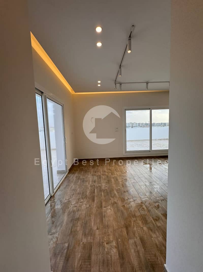 26 ec742e20-15a7-4fdb-8662-0352a03d59f9. jpeg