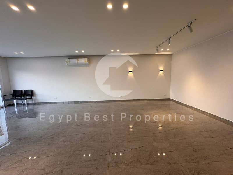 27 ef97d353-1e11-414d-8f8d-e5b960c35d18. jpeg