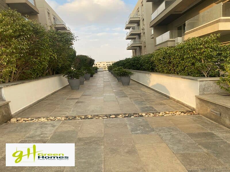 8 63cce249-e808-48fb-8a93-9a46465b4632. jpg