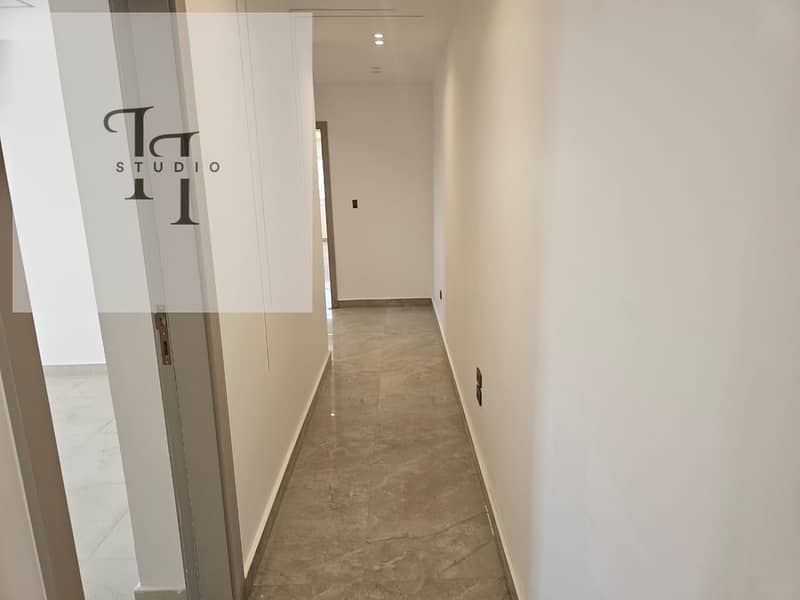 7 WhatsApp Image 2025-11-09 at 12.50. 11 PM (1). jpeg