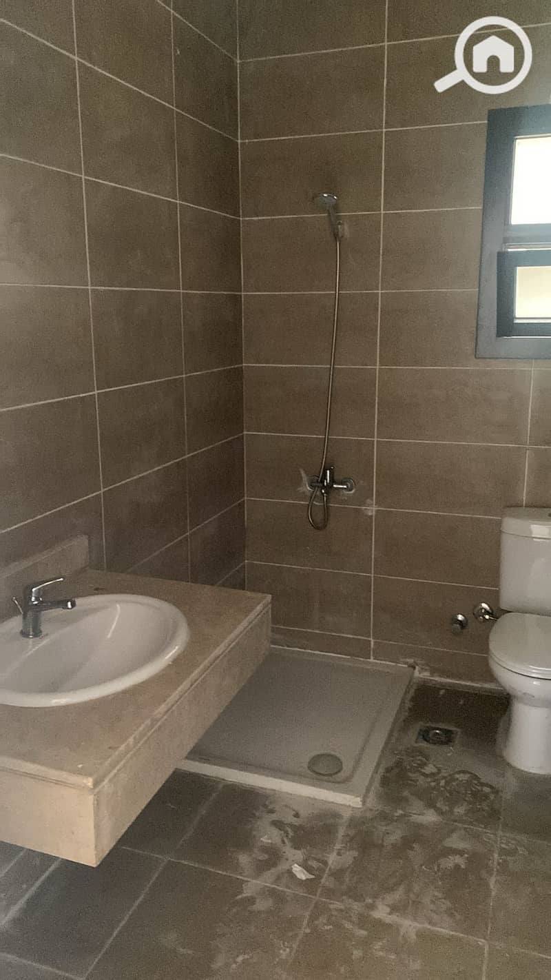 4 WhatsApp Image 2025-11-09 at 1.15. 28 PM (2). jpeg