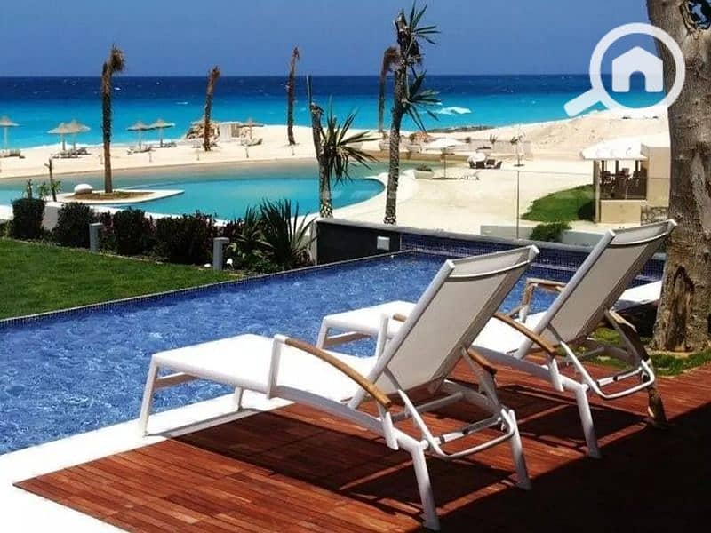 12 f309a1c3-632d-4907-8a3b-7e2db2811963. jpg