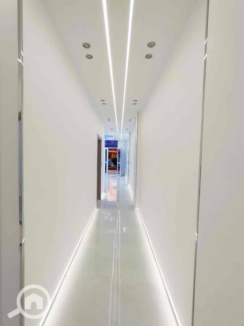 6 af277543-aa45-4f6c-afbb-783ba1ae0ba4. jpg