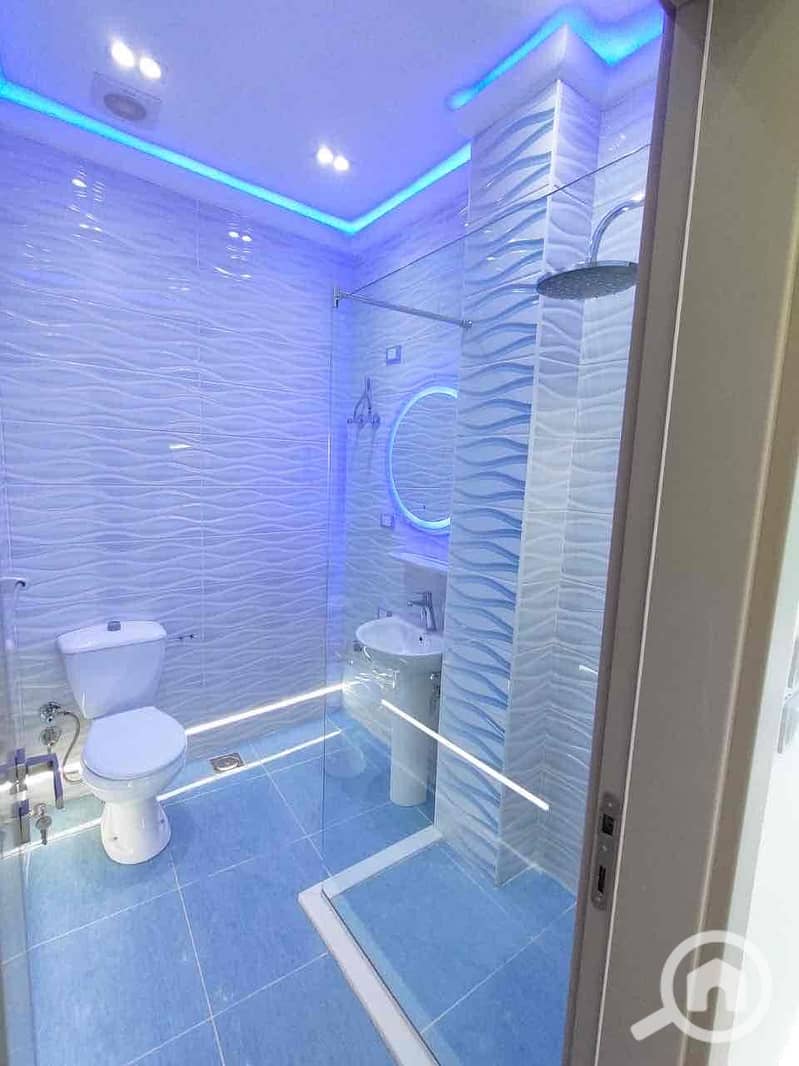 7 f209a215-3090-4100-9158-8c8cc00bc3ee. jpg