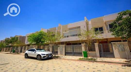 4 Bedroom Twin House for Sale in Sheikh Zayed, Giza - Screenshot 2024-12-03 144103. png