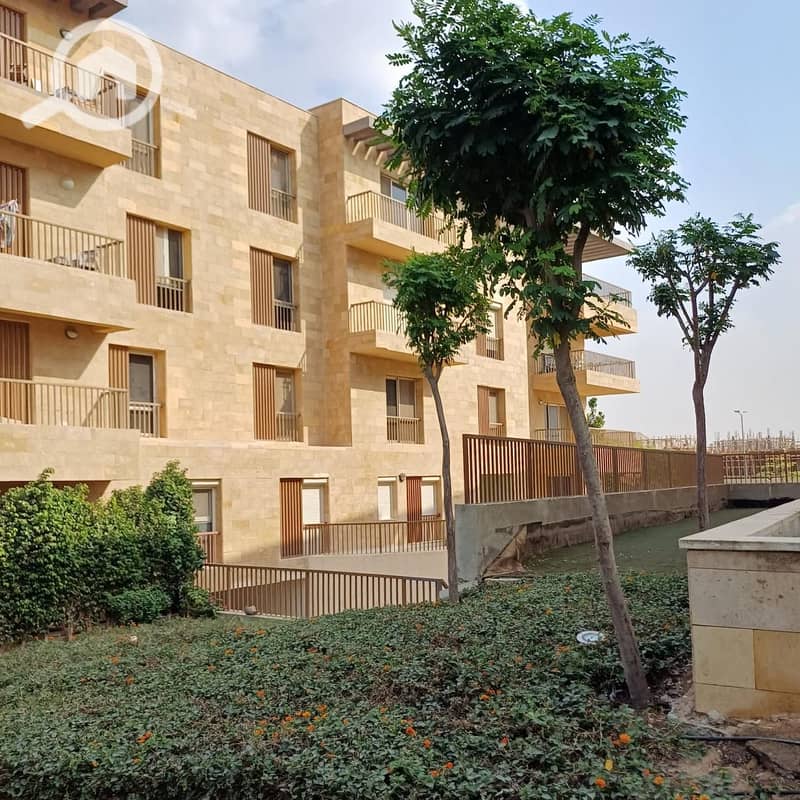 10 ffbaaf4c-4efd-47a4-bcb0-3173f3abdc0e. jpg