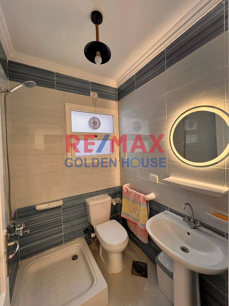 8 33c1994b-0e87-4e57-a122-559c4dbcaac4. jpg