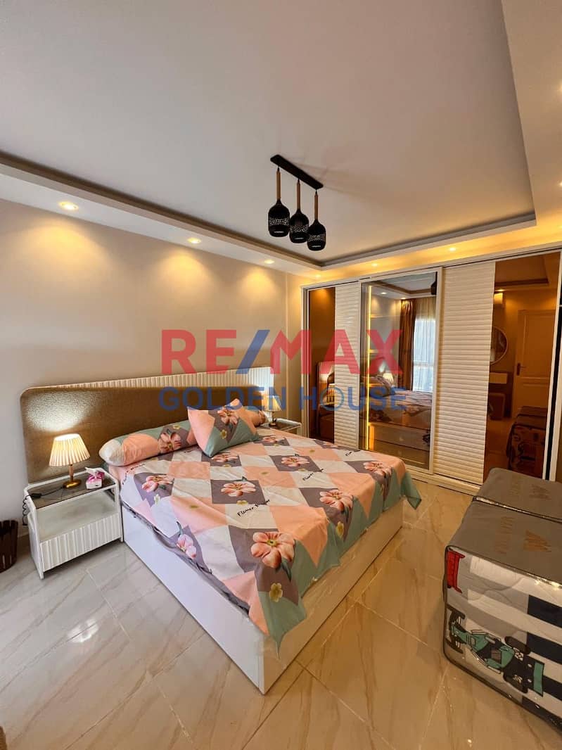 15 d5bce96c-cf9a-4fb7-af0f-3b10258ab3f3. jpg