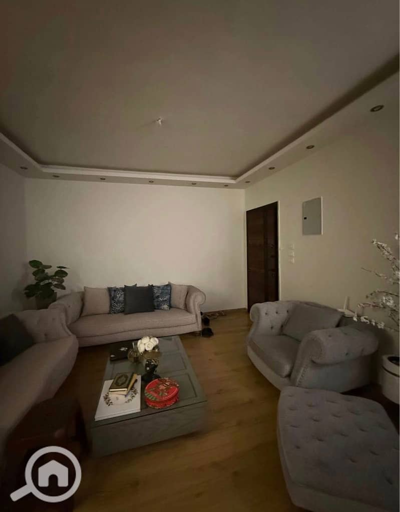 6 578102879_122175098096773022_1278311509944986949_n. jpg