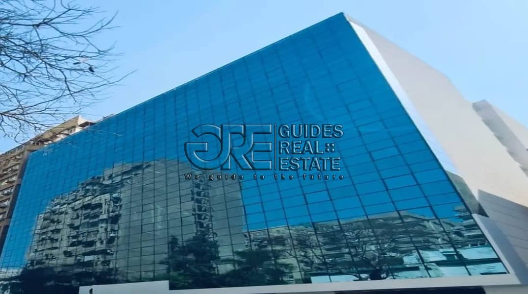 3 7221225-2f825o. jpg