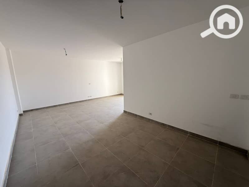 15 973b907a-db21-459a-9765-6da9400c80fb. jpeg