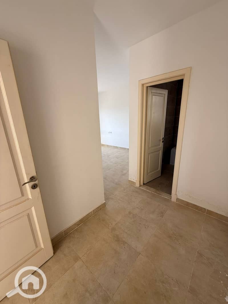 19 a9ab4327-83b3-4f8f-9d0b-7cda7c2b22ae. jpeg