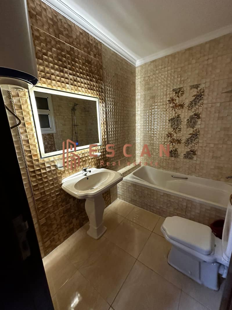 16 U547104 (10). jpg