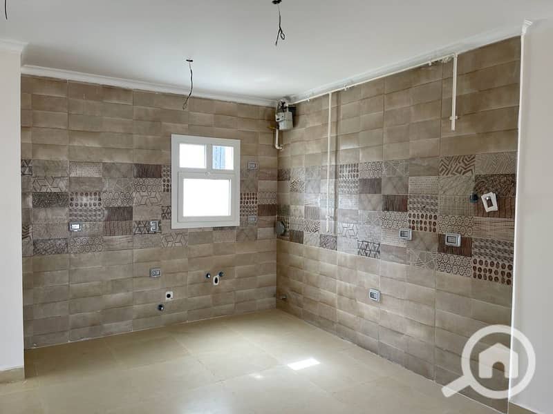 11 78a46616-47f2-4ae6-8ab4-0cf5471ee6a2. jpg