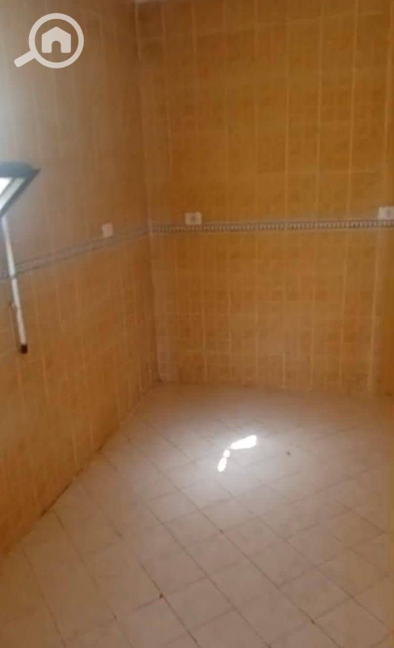 3 d89f37e6-c34c-437a-b090-73e98b88fb4c. jpg