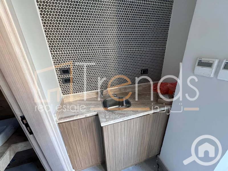 3 WhatsApp Image 2024-11-19 at 2.05. 50 PM (3). jpg