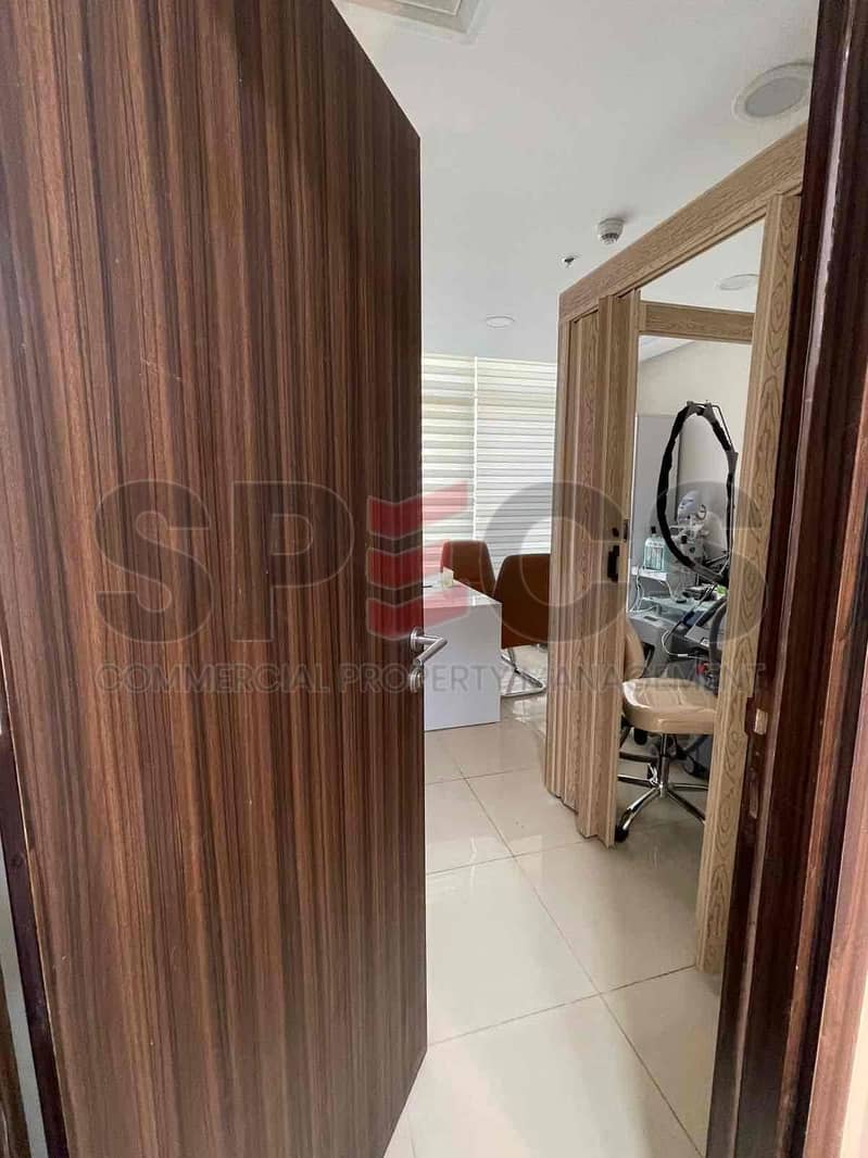 8 41a1cb11-e98d-4e9e-a1e2-ae346981b483. jpg