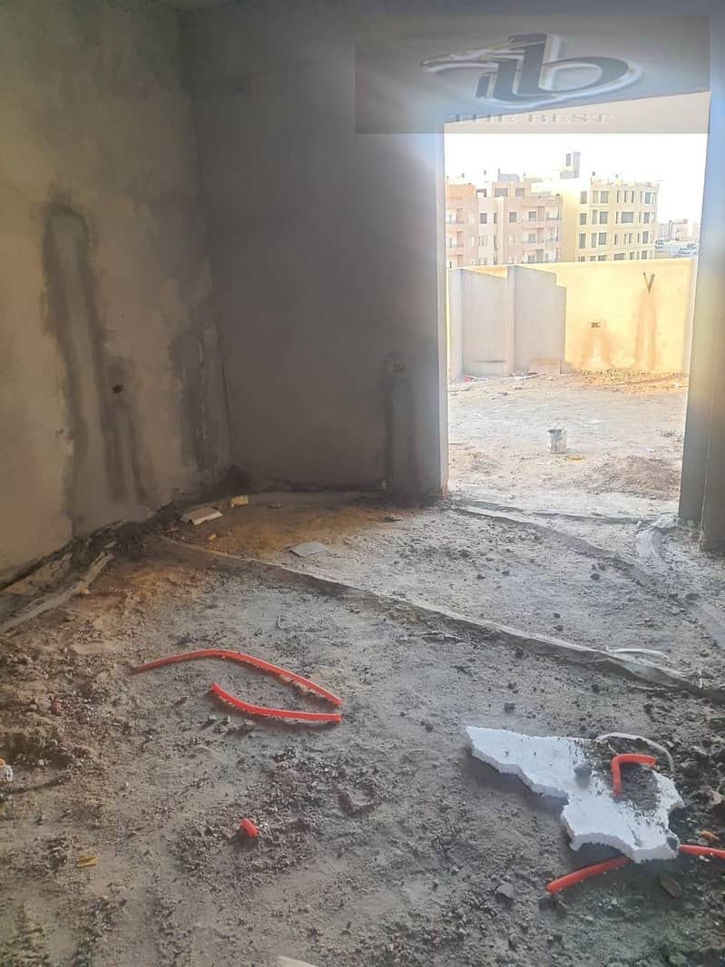 2 e35e8c31-dc61-4ce8-b653-b72b8eb3d2cc. jpeg