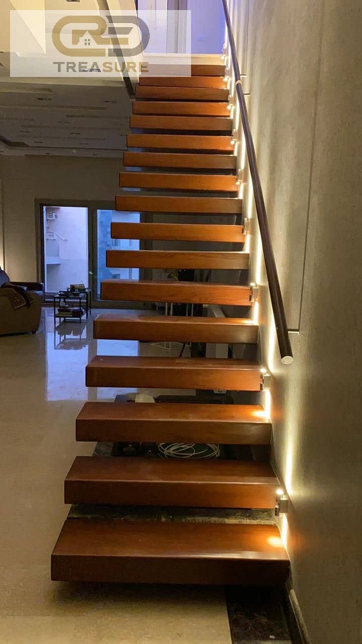 6 WhatsApp Image 2025-11-09 at 1.38. 30 PM (2). jpeg