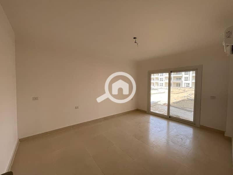 8 051cd62d-4625-46d8-8f5c-727ea4e377cc. jpg