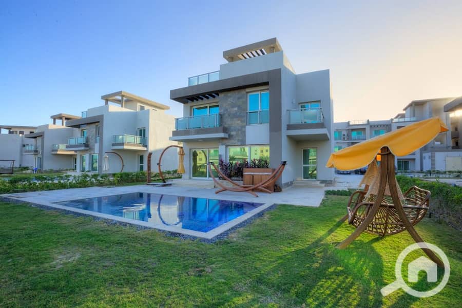 15 86ae0922-12c6-4b87-8ecb-9e60b38f93711. jpg