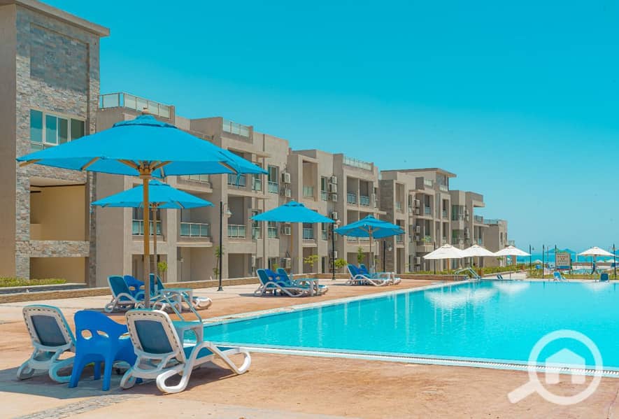 27 eece2930-3b4b-4c9f-898a-a260033d25de. jpg