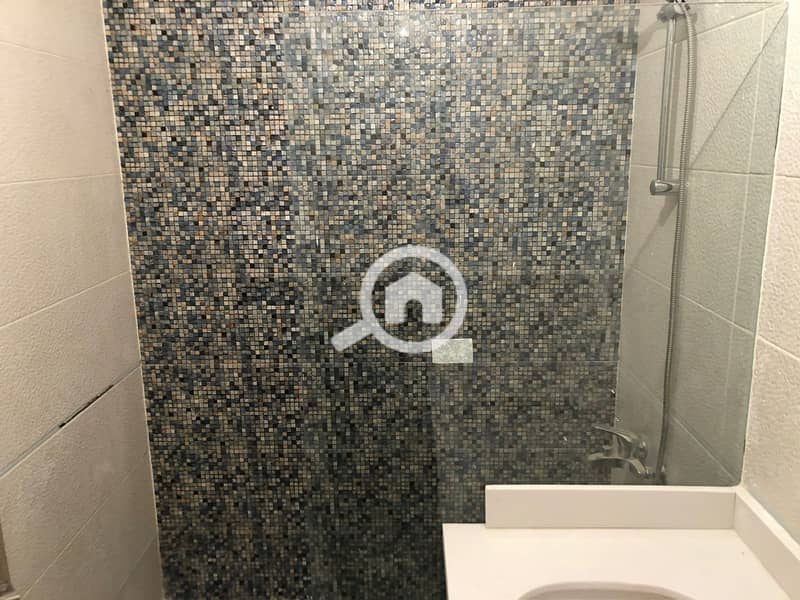 10 WhatsApp Image 2025-11-09 at 12.58. 52_b814dd35. jpg