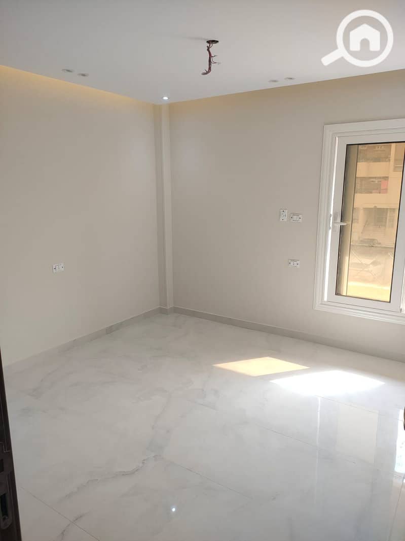 12 WhatsApp Image 2025-11-04 at 2.12. 10 PM (1). jpeg