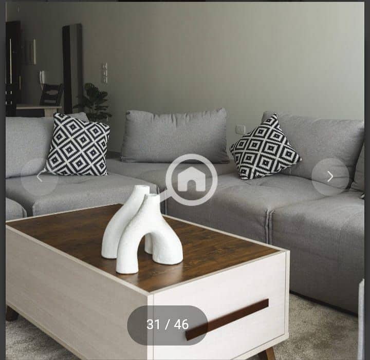 12 e16c5939-31d2-4d83-b021-342c8cea981c. jpeg