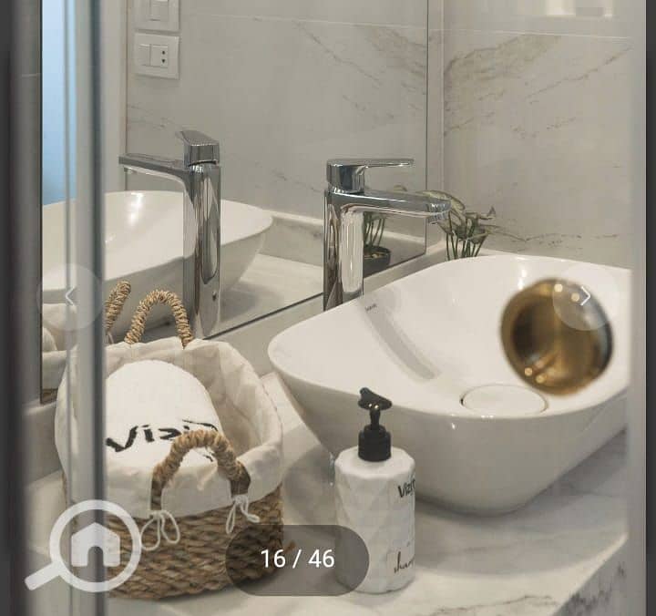 15 512f76ff-d87b-4c1b-afd9-59e42cec6e86. jpeg