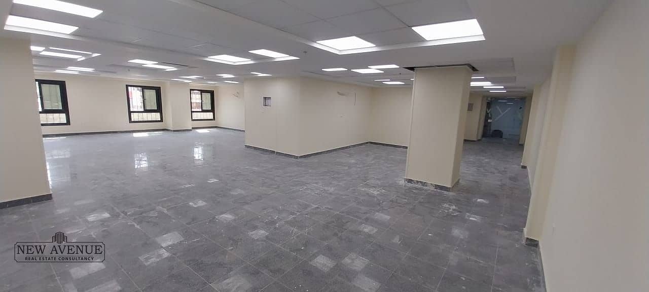 7 7b6c290c-4586-45da-9dde-5c96d86b3954. jpg