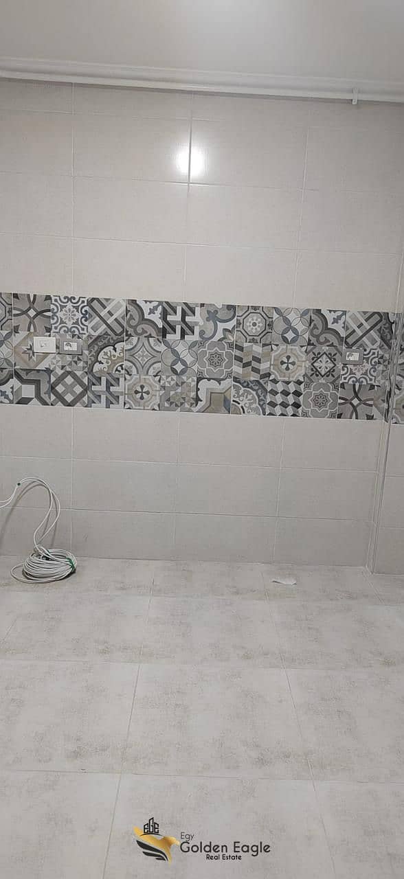 6 c7ec0402-b0e6-4eca-bde3-5b56f6e31e33. jpg