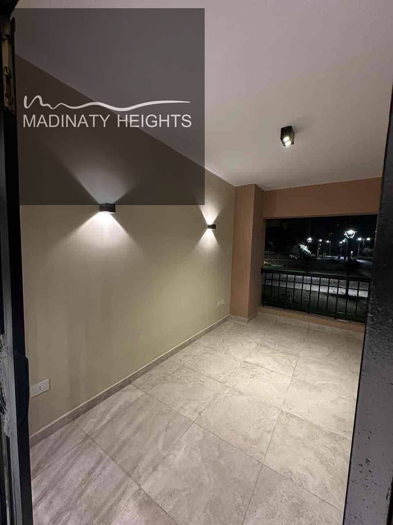 5 f97d8bfb-2e44-424f-b9c5-fc5c2bd6902c. jpg