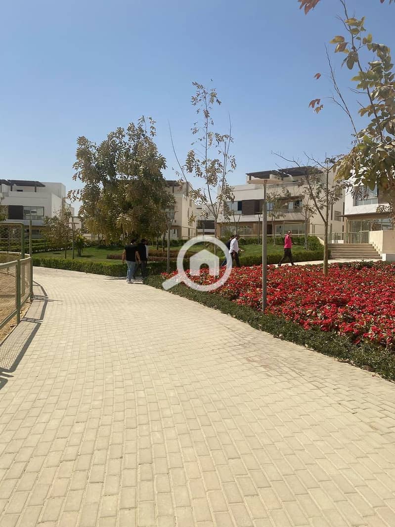 8 494685350_9668997676513645_8797066687586813621_n. jpg