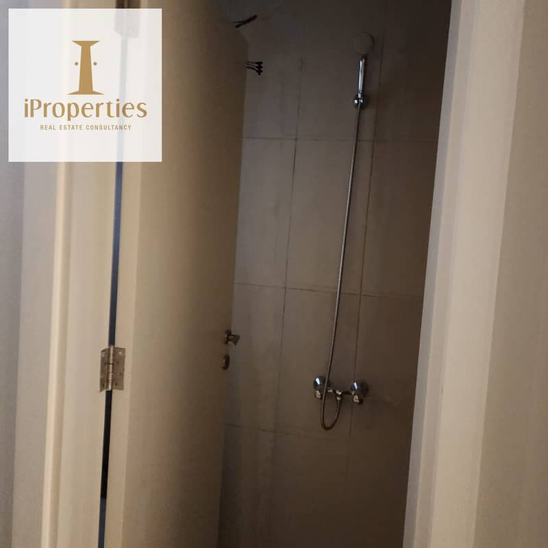 2 5e6ceb03-e94e-4143-a4db-247f15d5ac92. jpeg