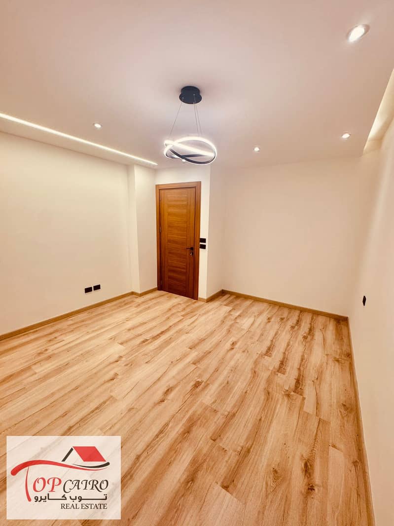 7 WhatsApp Image 2025-11-09 at 12.09. 43 PM (3). jpeg