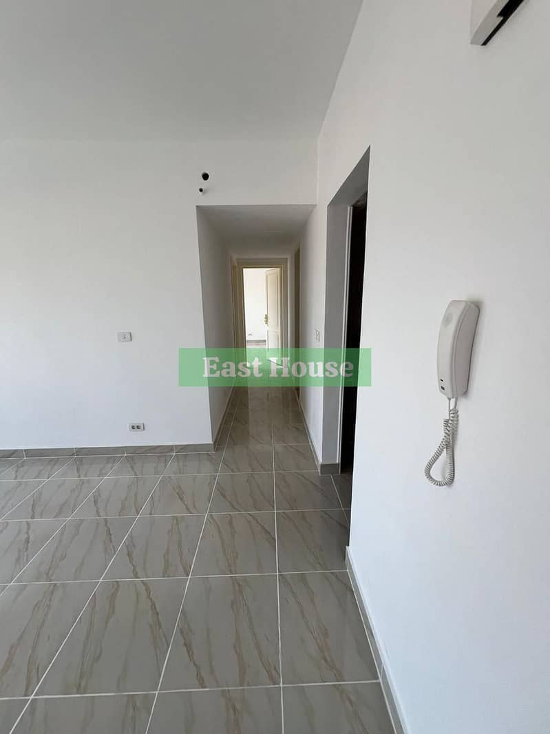 2 6396850f-849c-496d-8a8b-9832aaf0d0e6. jpeg