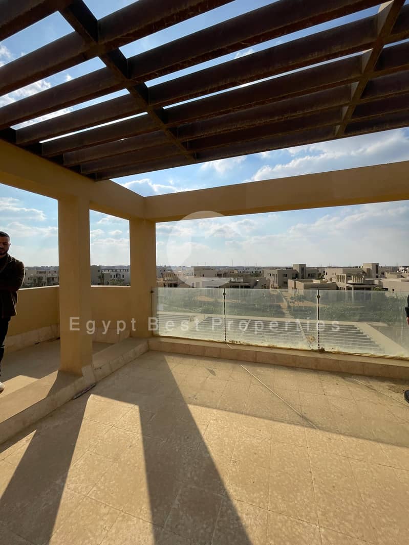 13 f2a84304-25de-454a-916d-256ccd513ff8. jpeg