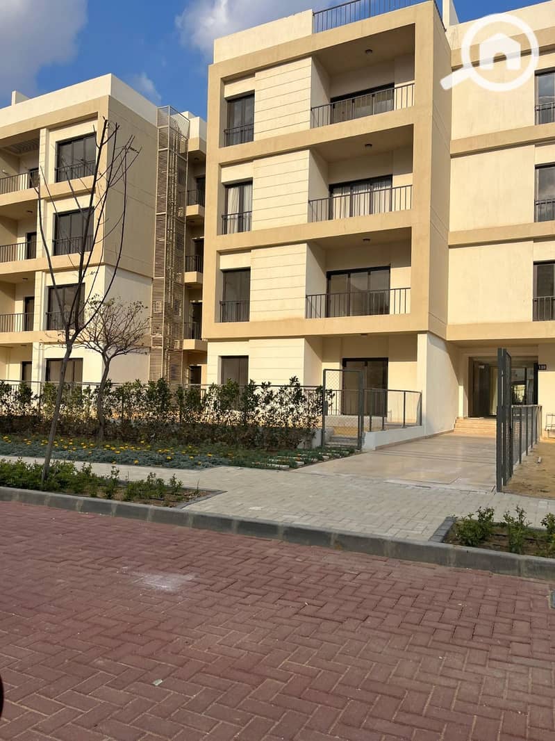 10 bddcd44d-59f0-46f5-ad8c-ae3b338c2218. jpg