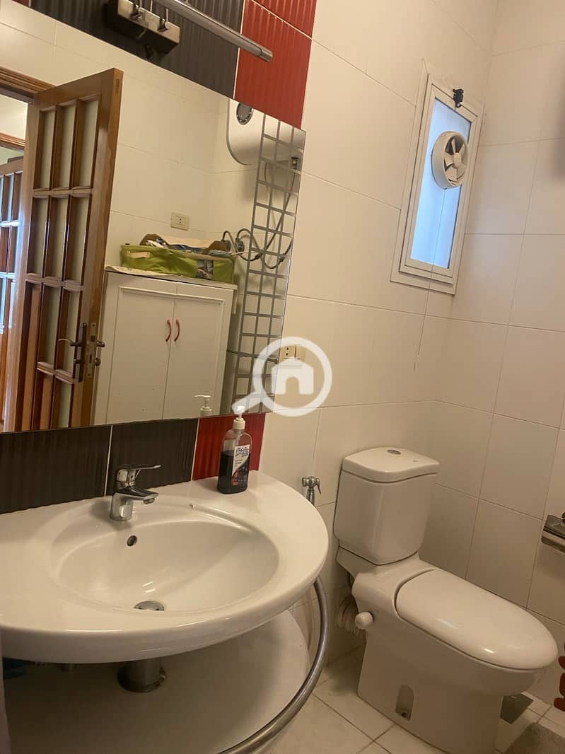 4 WhatsApp Image 2025-11-09 at 14.19. 08_2ad87c9d. jpg