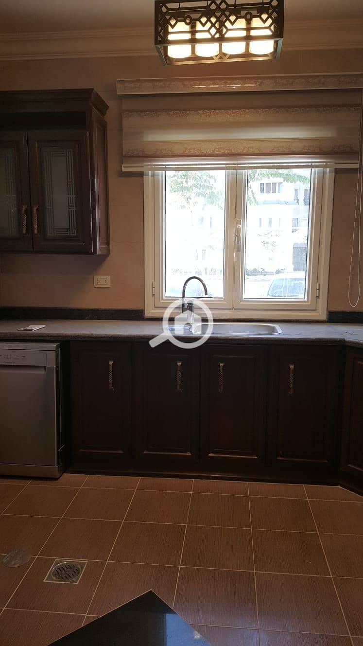 11 WhatsApp Image 2025-11-08 at 16.26. 00_07d094b8. jpg