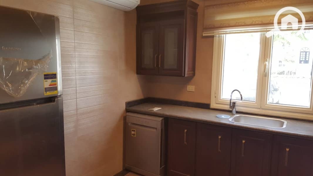 27 WhatsApp Image 2025-11-08 at 16.26. 07_18dd89da. jpg