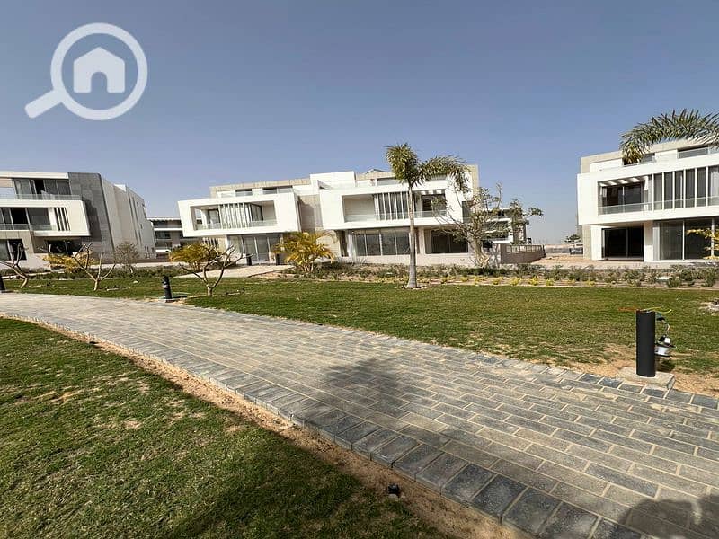 10 WhatsApp Image 2024-08-26 at 12.44. 51_efb1e89c - Copy (2). jpg