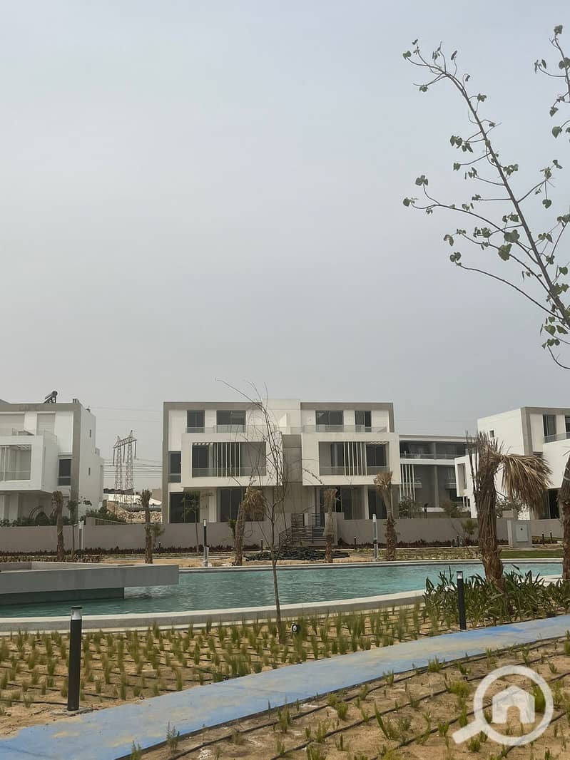 24 ‫WhatsApp Image 2024-03-28 at 14.13. 45_7905fc4b - نسخة. jpg