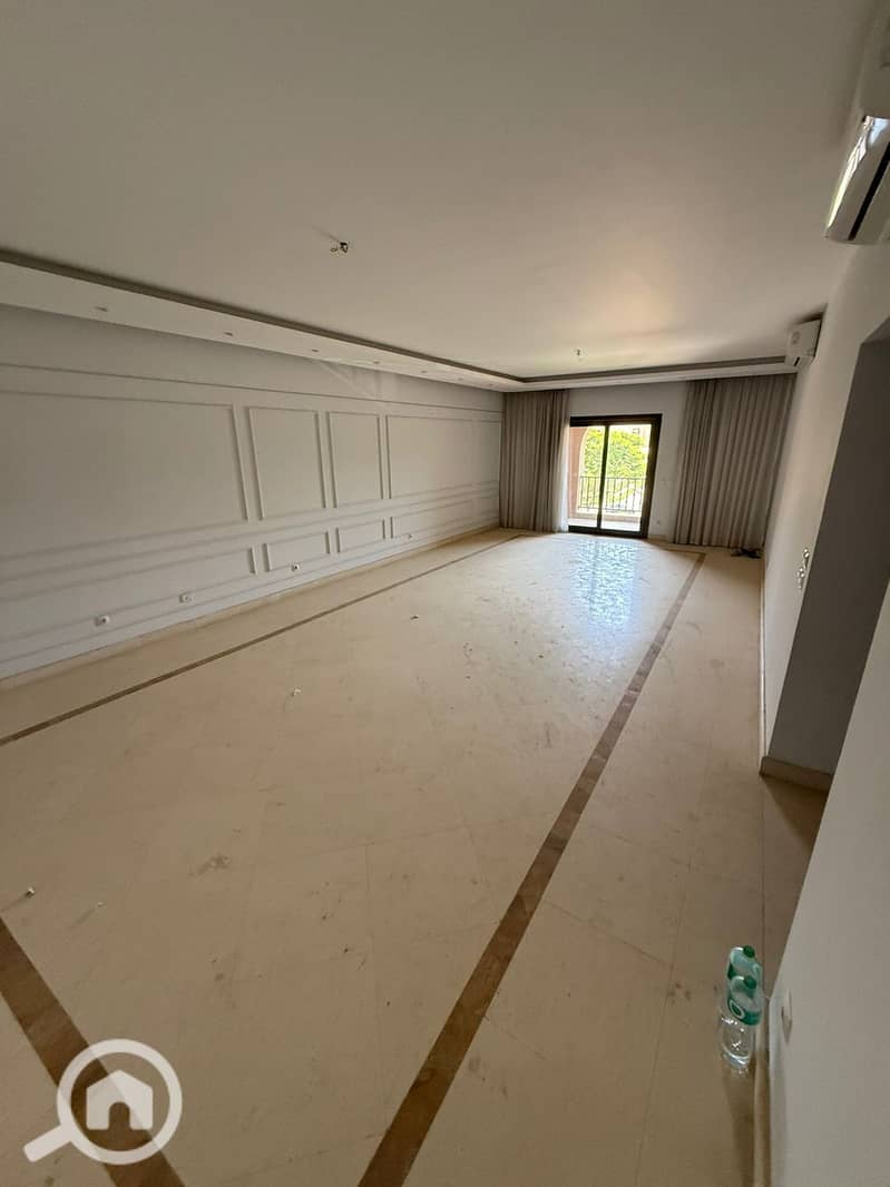 5 1818b2f9-3437-46a4-b4d8-07eb71a739bf. jpg