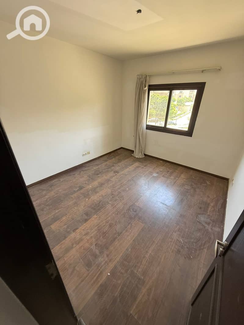 9 64c4a5fb-290f-4efb-a38e-a13e36e211d0. jpg