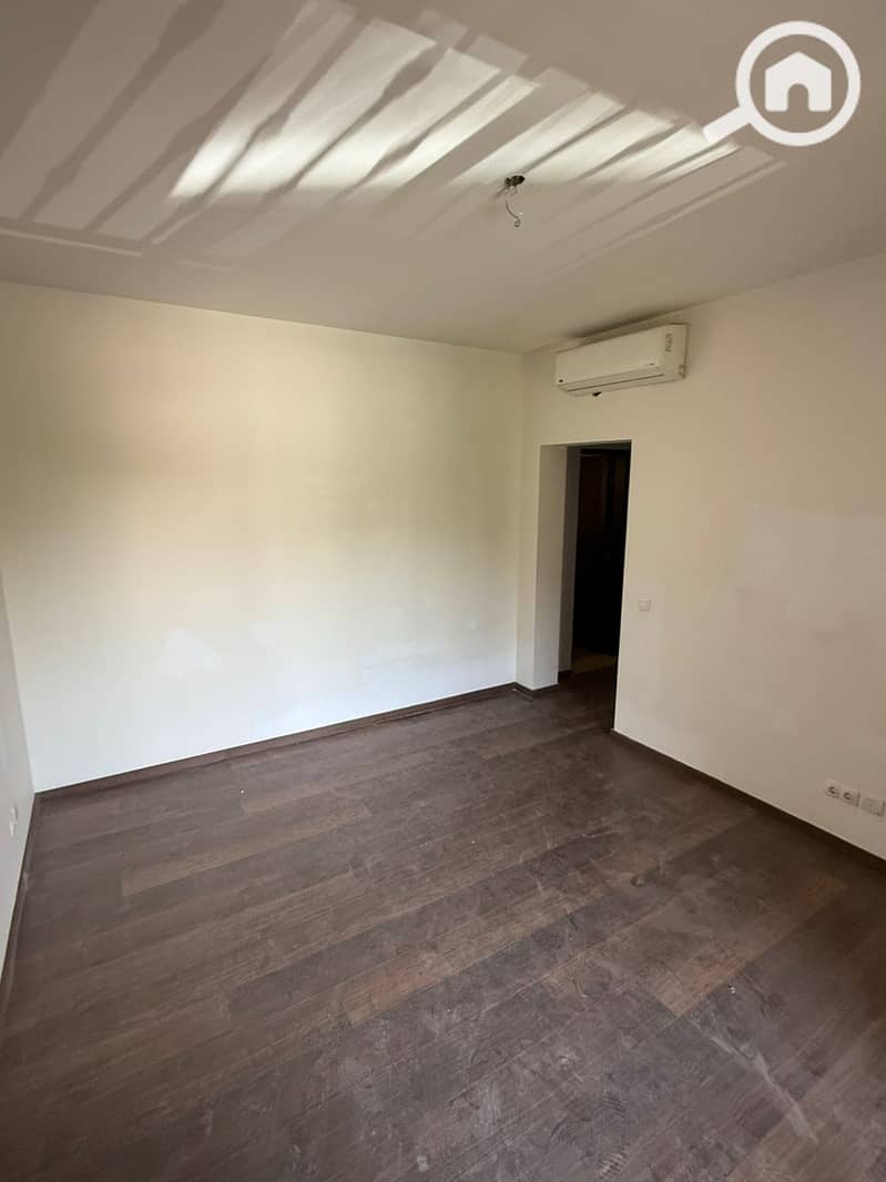 13 3b8d859d-0174-4d91-9338-95395023bdcd. jpg